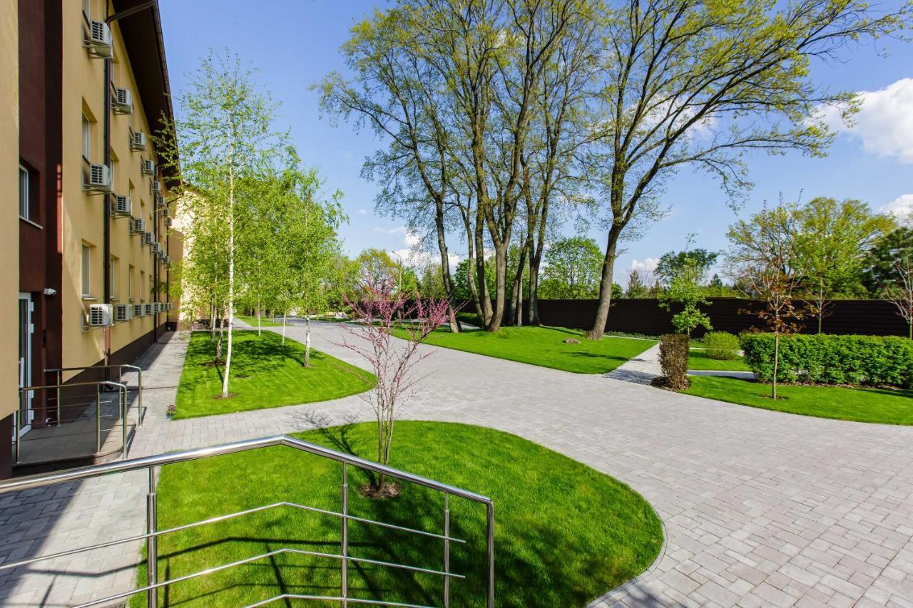 Gd Apartment Osokorky Kiev Bagian luar foto
